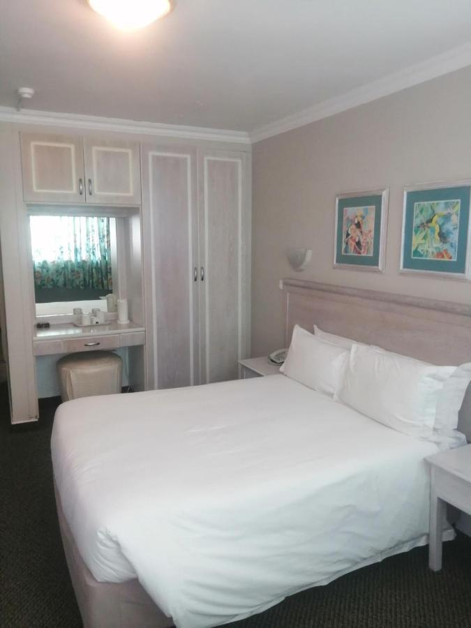 La Mercy Beach Hotel المظهر الخارجي الصورة